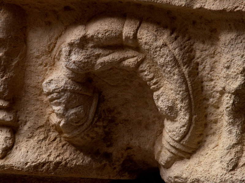 DETALLE DE LA CONTORSIÓN DE SALOMÉ